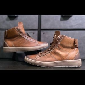 Roan ‘Roost’ Men’s 9 NWT